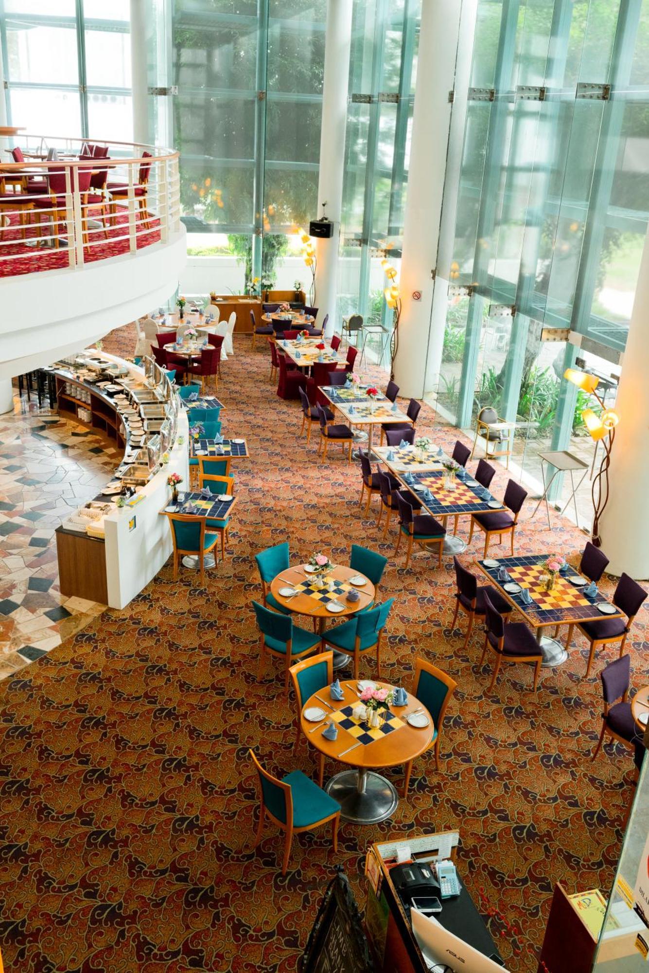 Parkcity Everly Hotel Bintulu Exterior photo