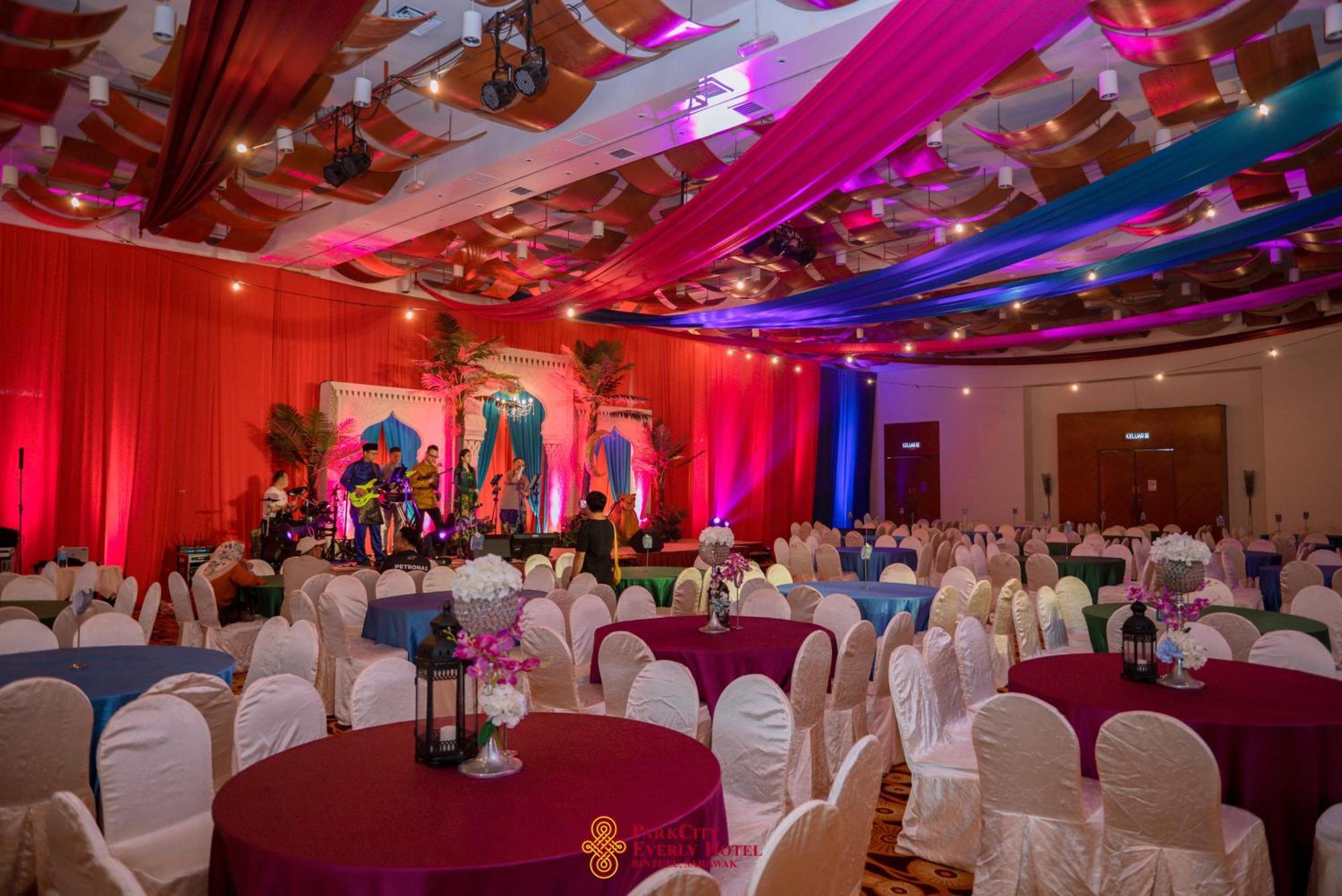 Parkcity Everly Hotel Bintulu Exterior photo