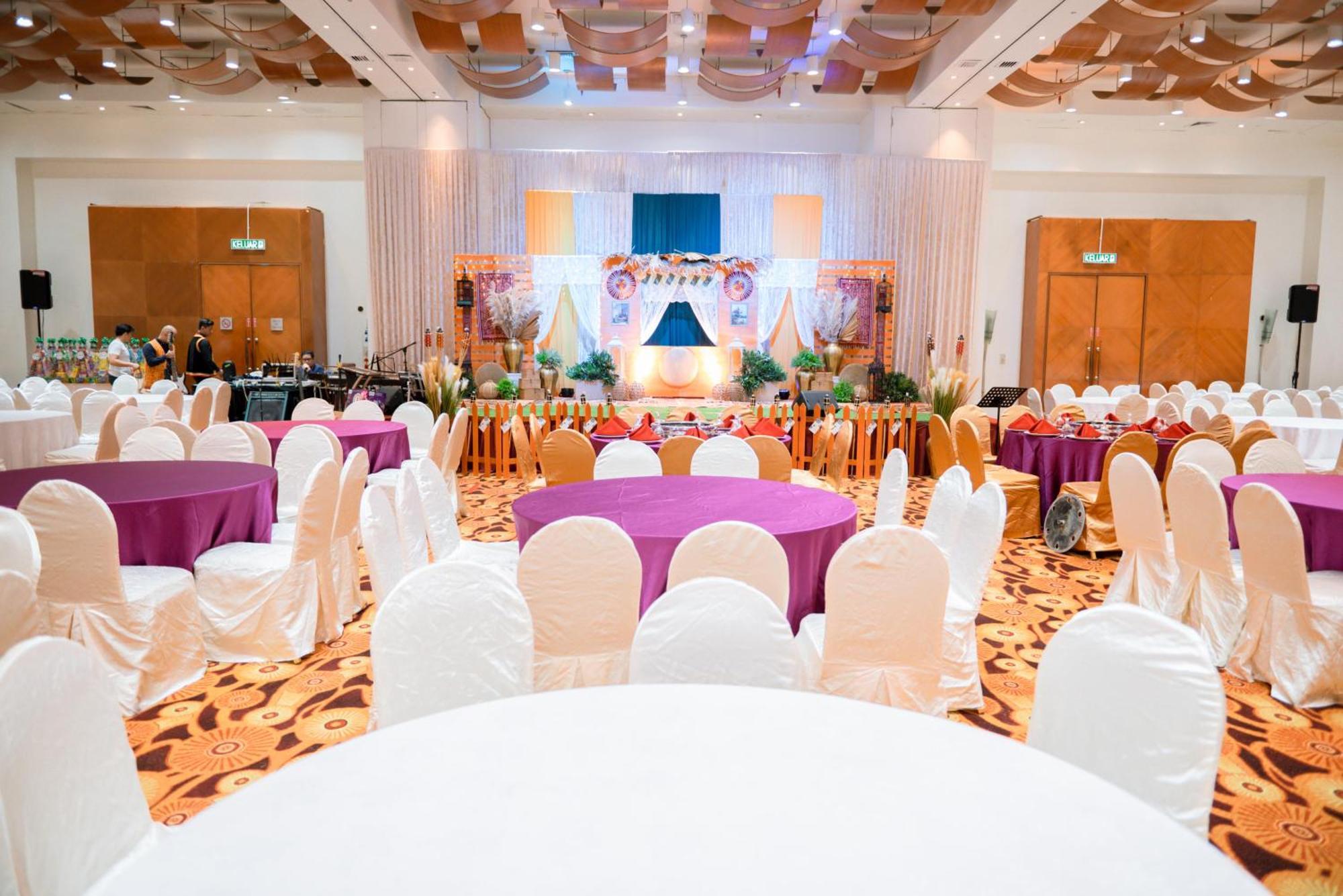Parkcity Everly Hotel Bintulu Exterior photo