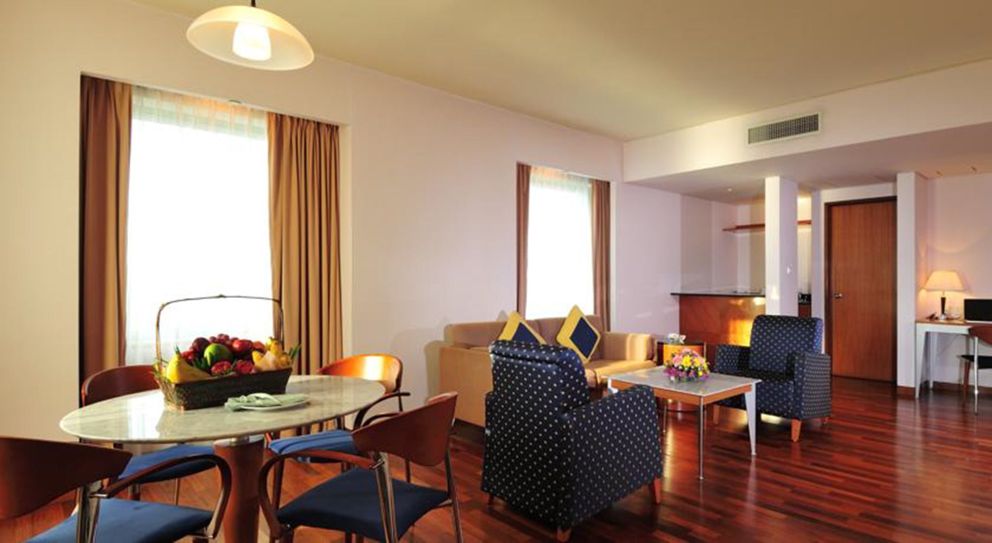 Parkcity Everly Hotel Bintulu Exterior photo